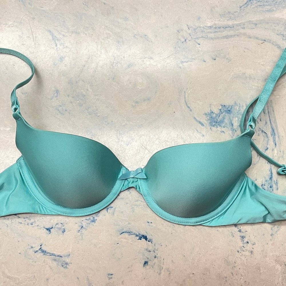 Light Blue Victoria's Secret Bra 32B